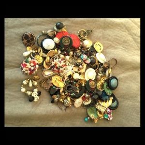 Lot of earrings
